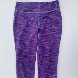 Big girls crop active cotton/Lycra pants.